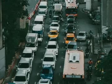 Wichtige Verkehrsumleitung in Bangkok: Orange Line Bauarbeiten starten!