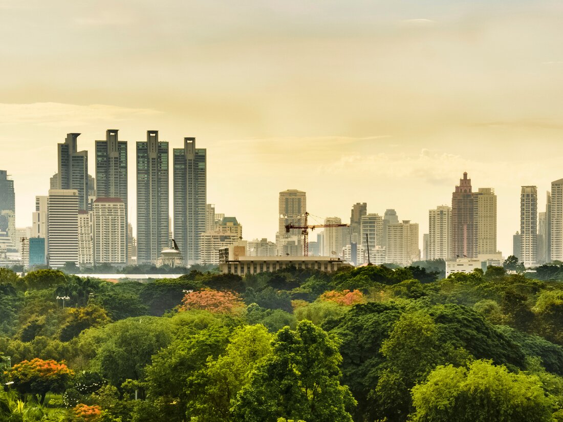 Entdecken Sie das Wachstum des Hospitality-Marktes in Thailand und die Erfolge der Lamaya Group in Khao Yai und Bangkok.