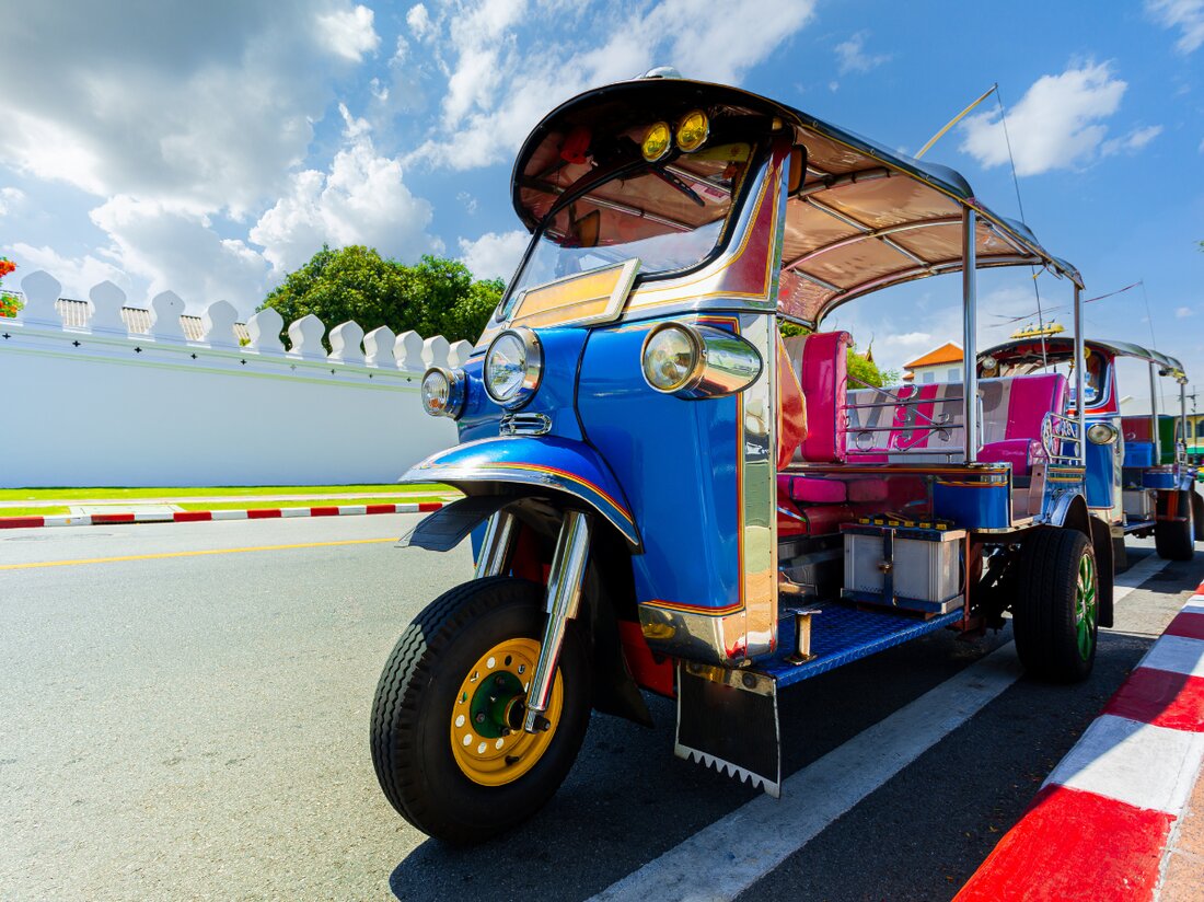 JerHigh und Jinny präsentieren innovative Tiernahrung mit thailändischem Flair auf der Pet Fair South East Asia 2025. Hochwertige Snacks und Futter für Haustiere erobern den globalen Markt.